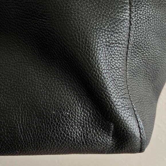 Coach Turnlock Black Pebbled Leather Tote Bag Gold Chain Handles Large Shoulder - Picture 8 of 8